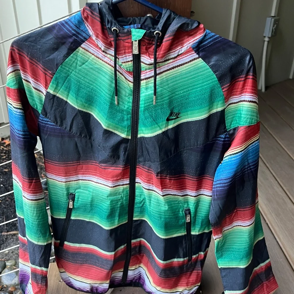 Nike Windbreaker Women's Small- Multi- Colored- Zip - Picture 10 of 10